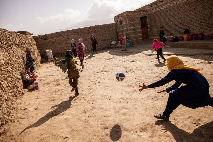 Balkhregionen Afghanistan. Fotograf Jim Huylebroek +Save the Children