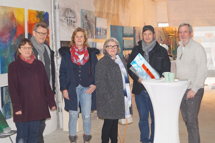 Gruppenbild mit Gastausstellern in Neumünste