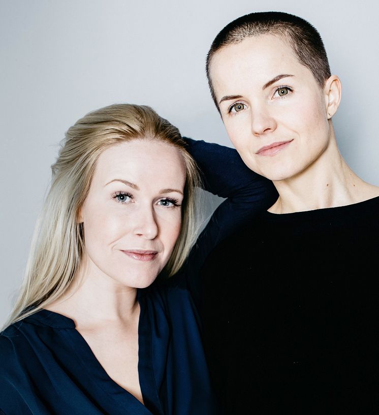 F.v. Rebekka Egeland og Carina Poulsen.