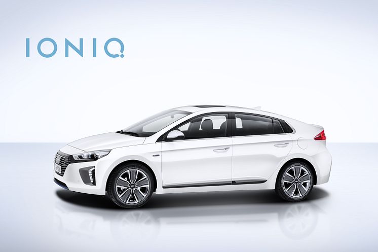 Hyundai IONIQ fra siden