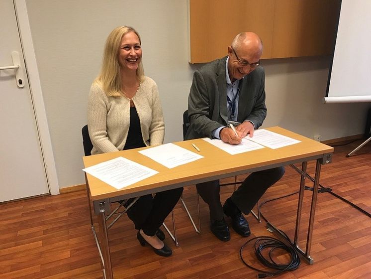 Signering av avtale med Mattilsynet