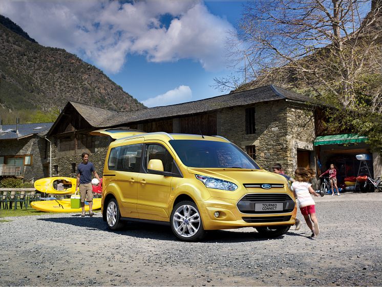 Uusi Ford Transit Tourneo Connect