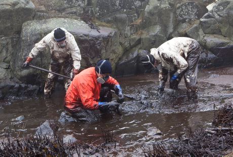 HaV och MSB utvärderar det stora oljeutsläppet på Tjörn 2011