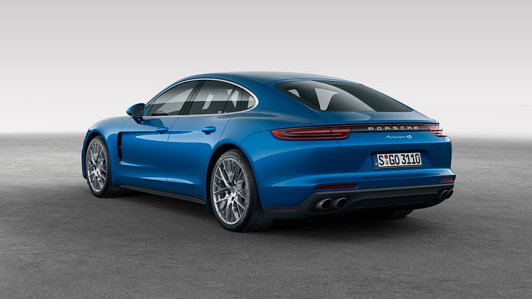 Porsche Panamera 4S