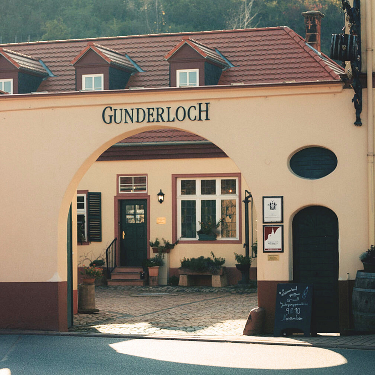 Gunderloch (1).png