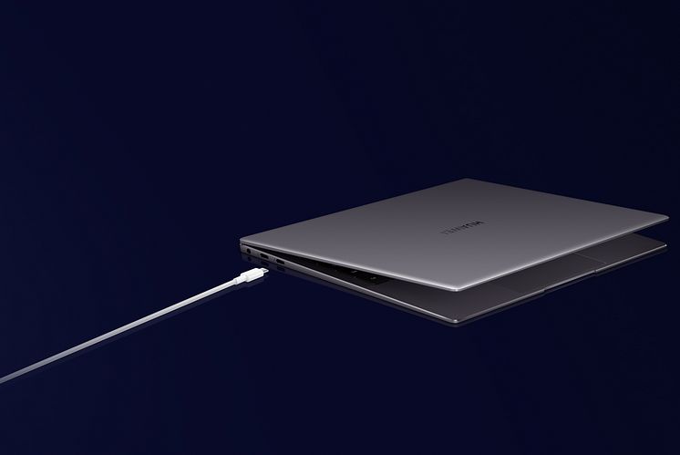 MateBook X Pro_Gray_Side_USB