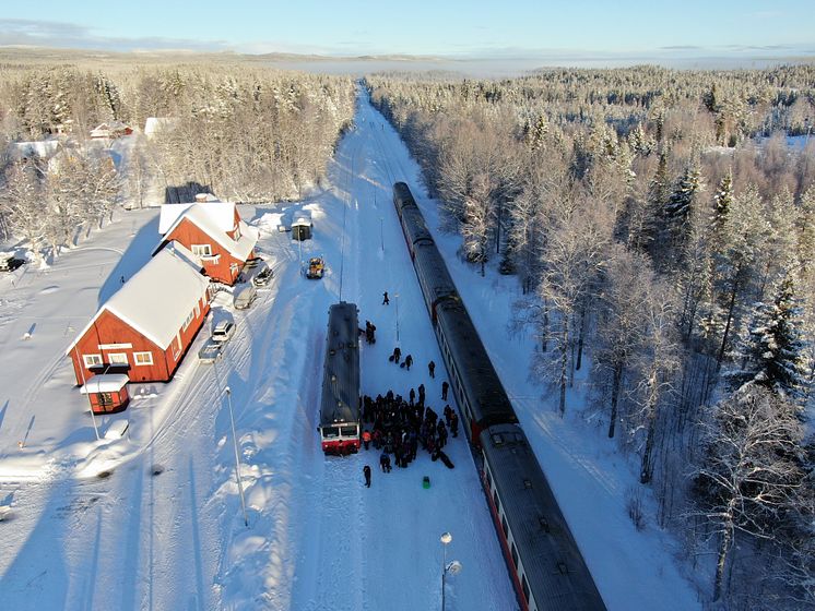 Röjan station Snötåget