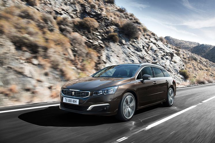 Peugeot 508 SportWagon_05