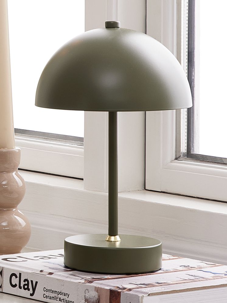 JYSK_Lámpara a pilas KENT Ø16xA25cm verde táctil y temporizador_20€.tif