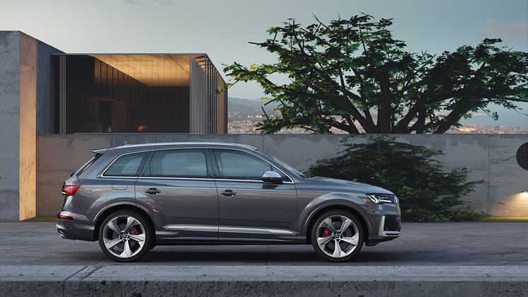 Audi SQ7 TDI (Daytonagrå)