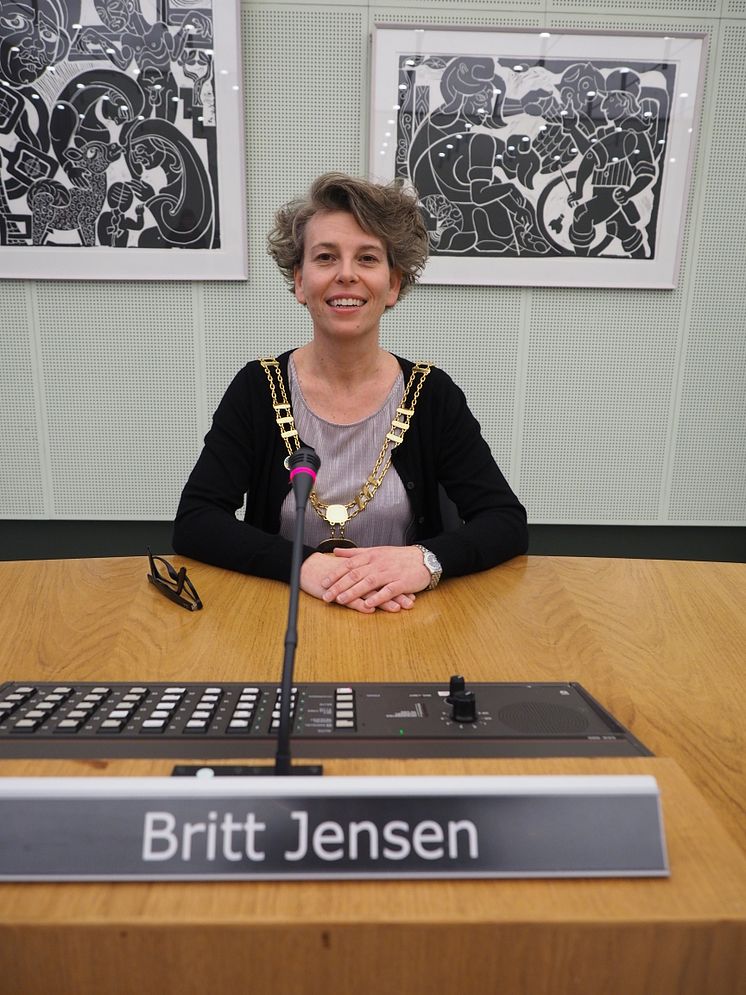 Britt Jensen har nu sat sig i borgmesterstolen