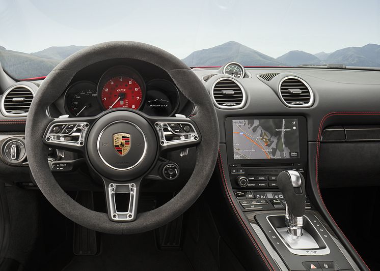 718 GTS interior