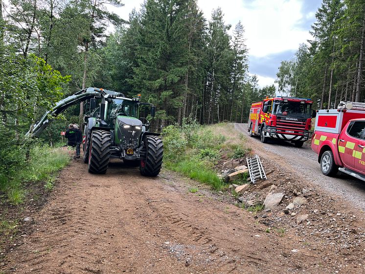 Lantbruk och räddningstjänst kan hjälpas åt vid skogsbrand.