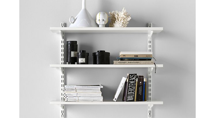 DK_Elfa_storage smartness_plug in shelf