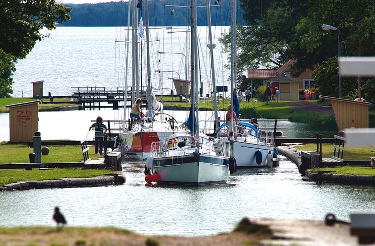 Pressbild - Göta kanal. Fritidsbåtar i Bergs slussar