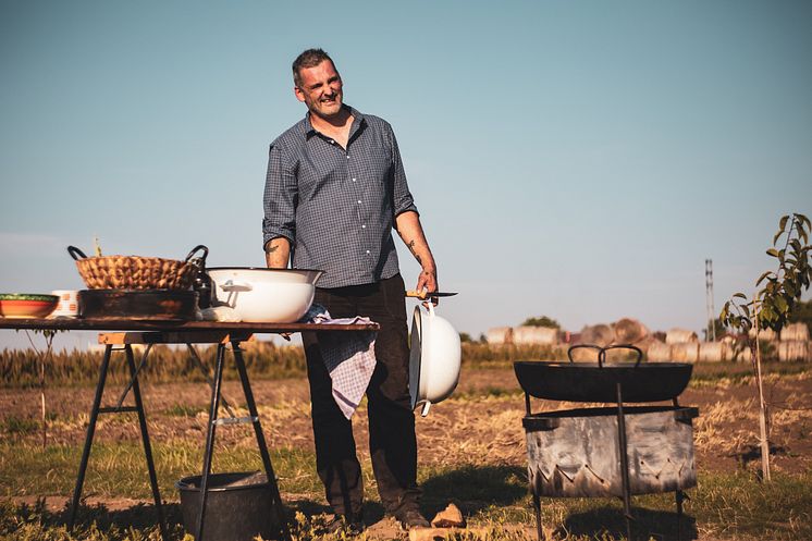 Michal Hromas Nomadis1.jpg