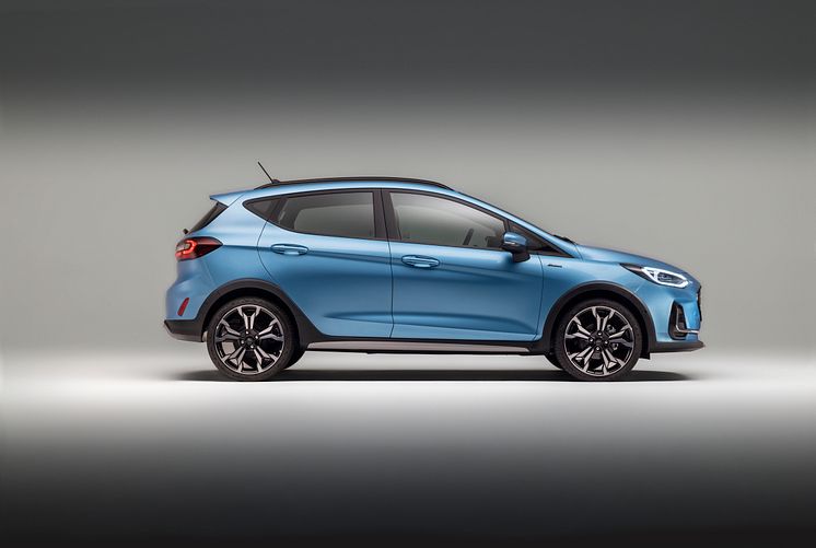 2021_FORD_FIESTA_STUDIO_ACTIVE_03