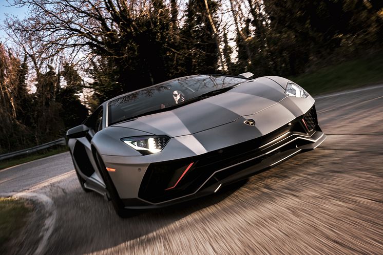 Lamborghini Aventador LP 780-4 Ultimae