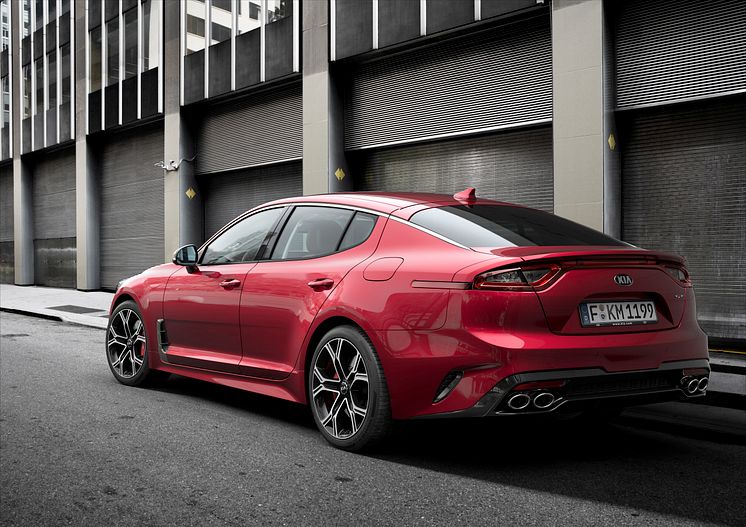 Kia Stinger GT Exterior (8)_EU Spec