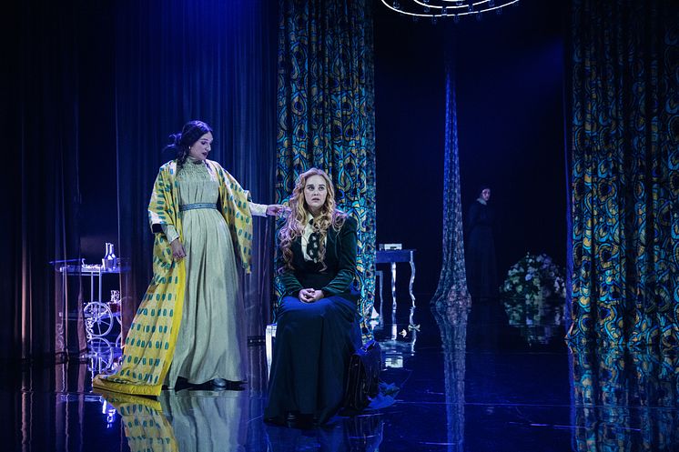 EMP_MST_HeddaGabler_4480