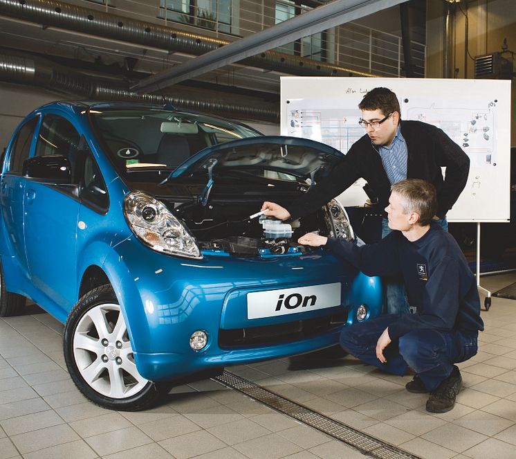 Peugeot Academy: Uddannelse i Peugeot iOn