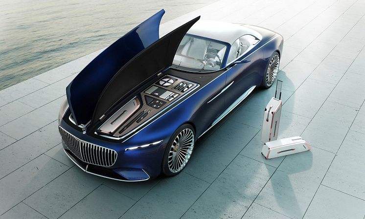 Den eldrivna konceptbilen Vision Mercedes-Maybach 6 Cabriolet visas i Visby under Almedalsveckan