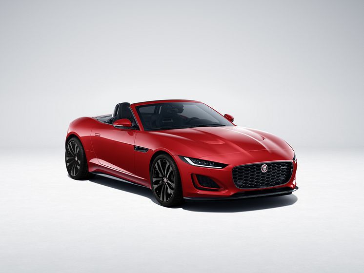 Jag_F-TYPE_22MY_R-Dynamic_Black_Convertible_Exterior_120421_001