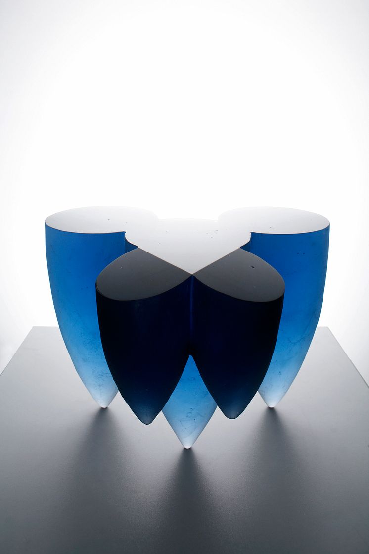 Ann Wolff, Des femmes II, 2007. Gjutet glas, 30 x 45 x 41 cm. 