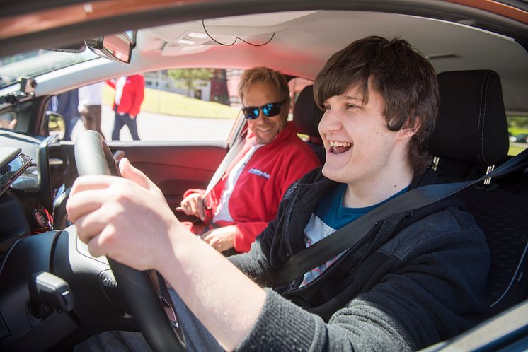 Fra pressekonferansen hvor Ford Motor Norge og forsikringsselskapet If lanserer et unikt opplæromgsprogram for unge sjåfører Ford Driving Skills for Life