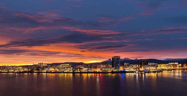 Bodø skyline Photo Ernst Furuhatt www.nordnorge.com_Bodoe