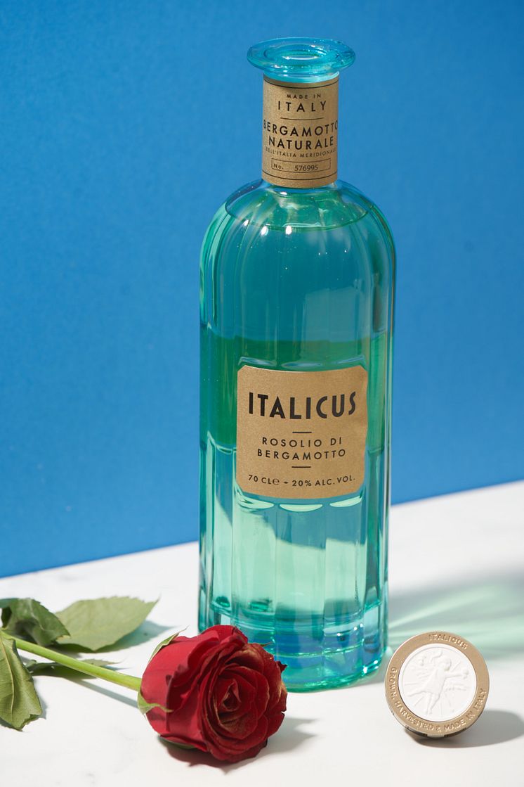 RS1414_ITALICUS_SAVOIA_VALENTINE_BOTTLE.JPG