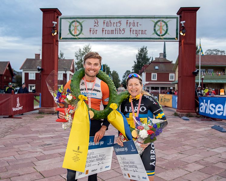 Kristian Klevgård och Jennie Stenerhag vann Cykelvasan 90 Elit 2021 