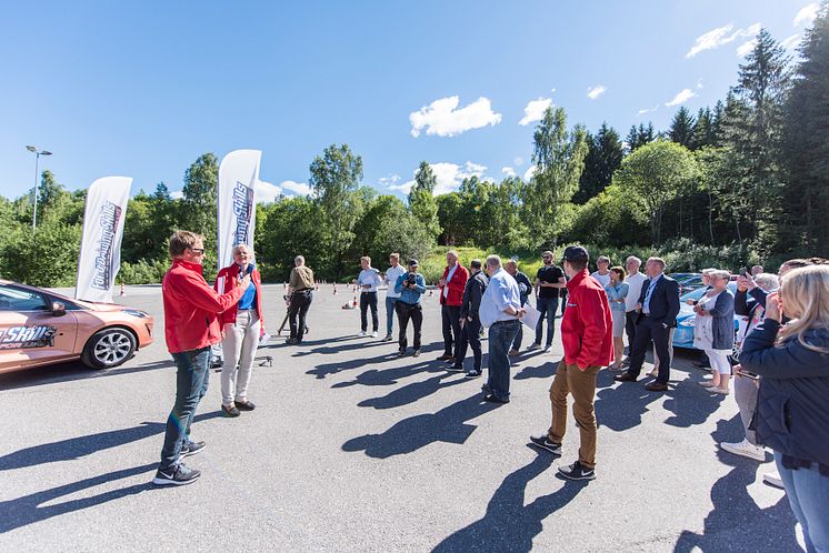 Fra pressekonferansen hvor Ford Motor Norge og forsikringsselskapet If lanserer et unikt opplæromgsprogram for unge sjåfører Ford Driving Skills for Life