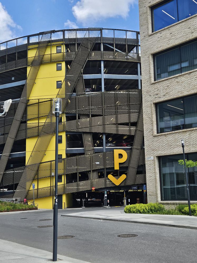 Parkeringsgaraget P-hus Solna Strand (2)
