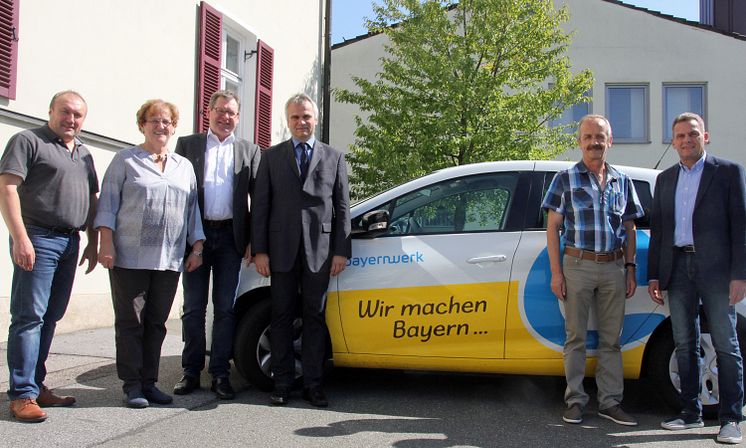VG Oberviechtach testet E-Auto