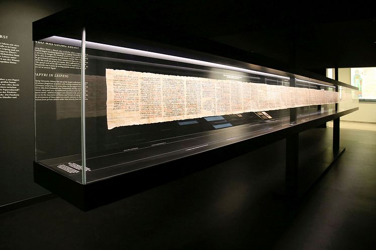 Universitätsbibliothek Leipzig - Schauraum Papyrus Ebers