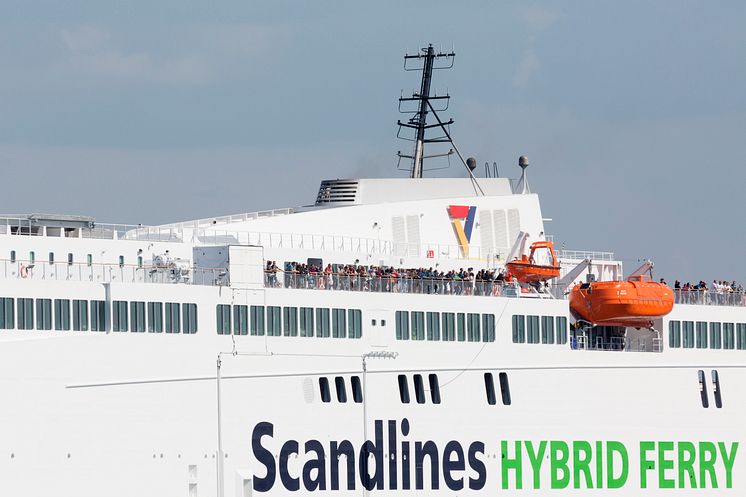 Scandlines' neue Hybridfähre "Berlin"