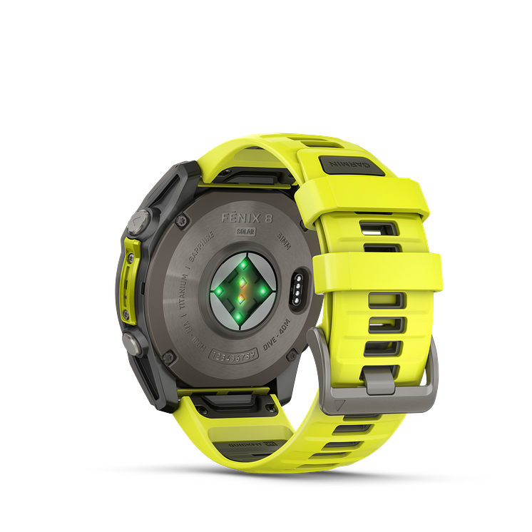 010-02907-21_08_Fenix8Solar-51_HR_Titanium_Rear.png