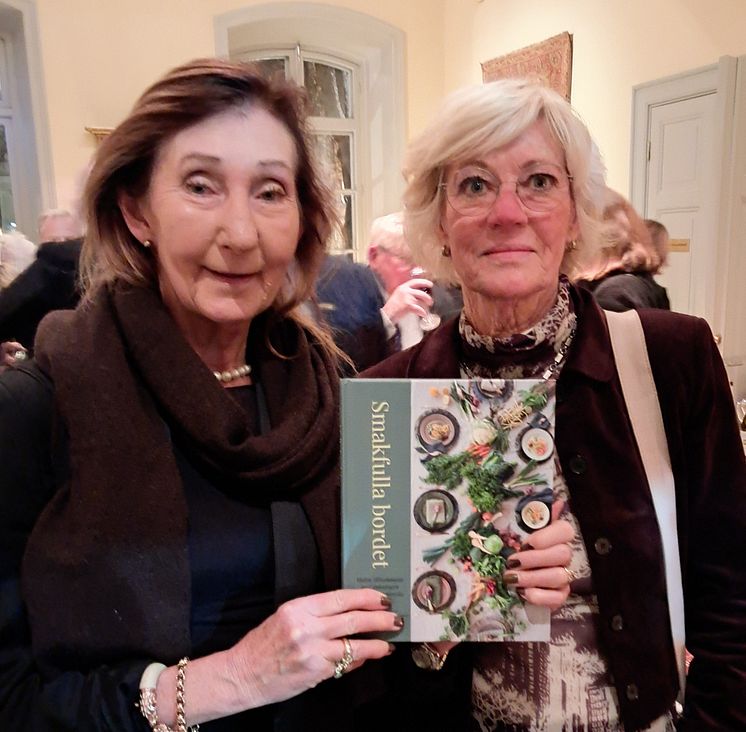 Margareta Schildt Landgren och Catharina Lindeberg Bernhardsson författare till Smakfulla bordet.jpg