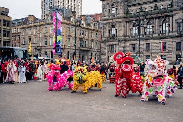 Performers George Square