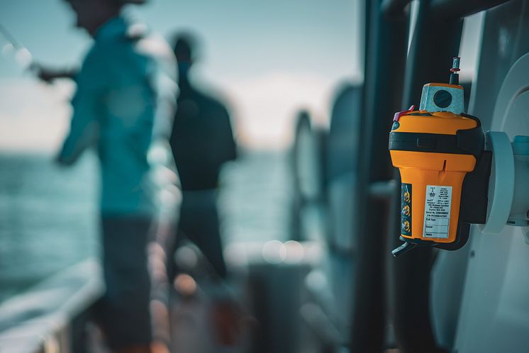 Hi-res image - Ocean Signal - Ocean Signal is reminding boaters to make sure their vessels are equipped with a properly registered EPIRB this season