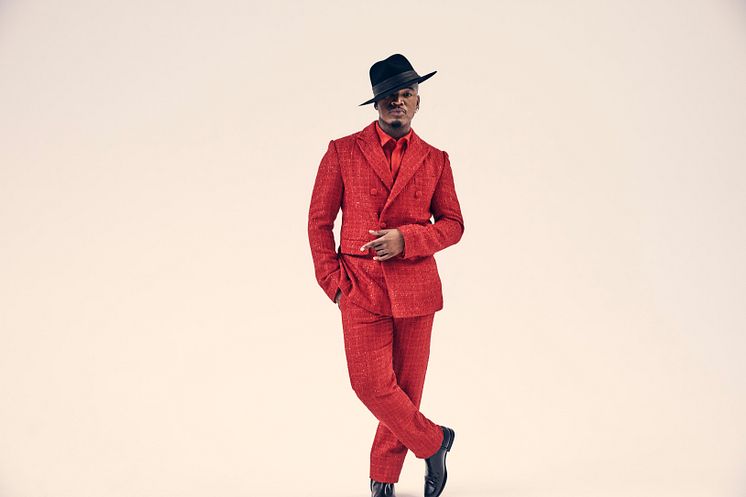 Neyo_4_9_220083 2