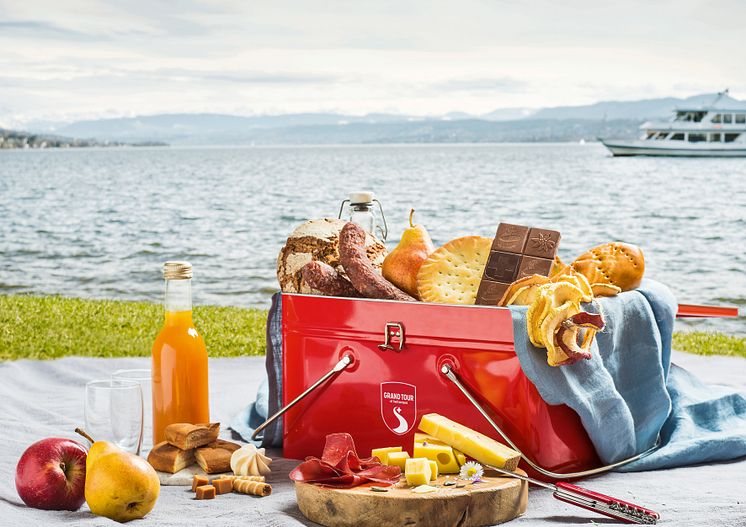 Mit der Grand Tour Snack Box können Sie Ihre Reise durch die Schweiz doppelt geniessen 