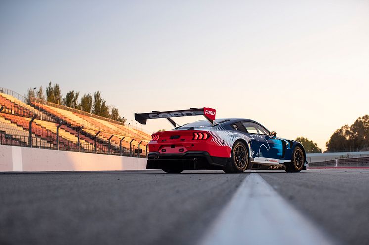 Mustang GT3 Barcelona test 2023 (4)