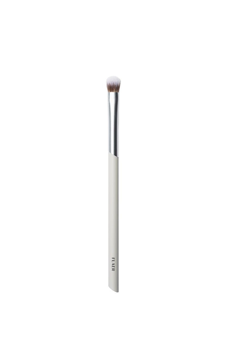 FLAER 305 Eye Shader Brush