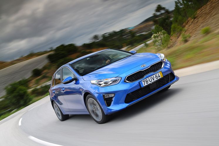 Kia Ceed 5d_Blue