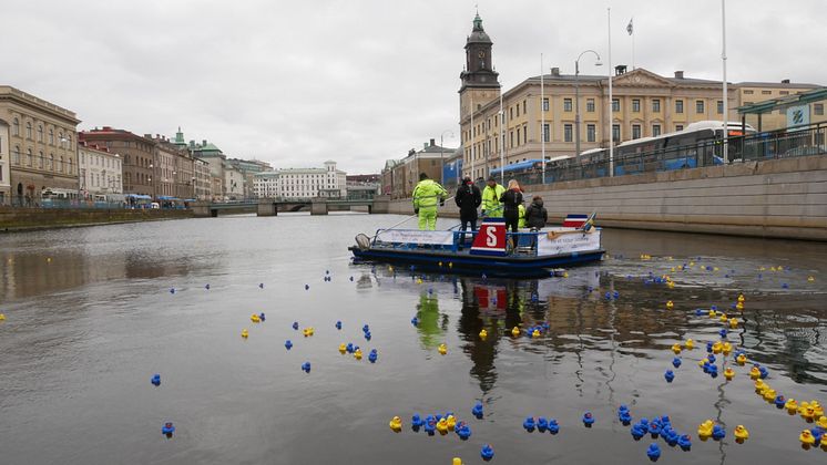 Premiär för städbåten Ren-Ström