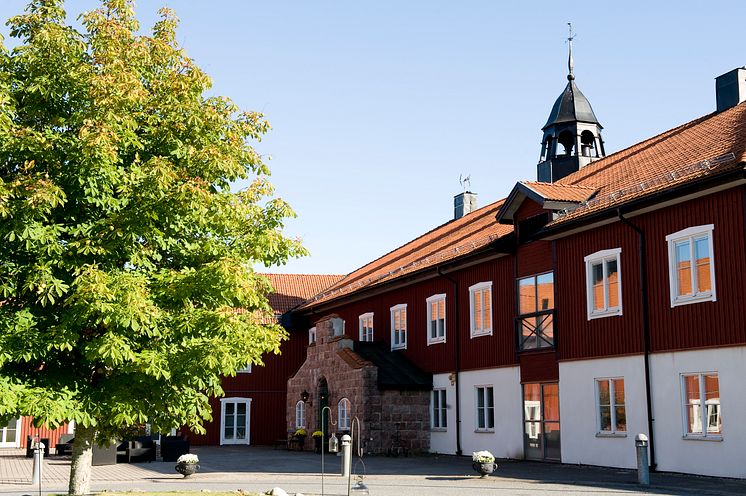 FågelbroHus entré