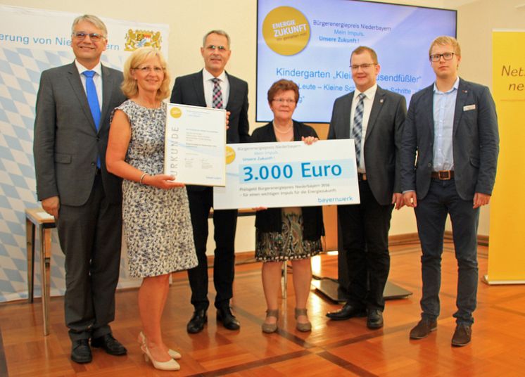 Bürgerenergiepreis Niederbayern: Kleiner Tausendfüssler