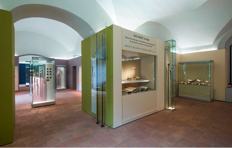 Ausstellungsansicht "DAS WORT im Bild"